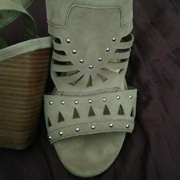 Vince camuto summer heel sandal Size 7 - Picture 2 of 5